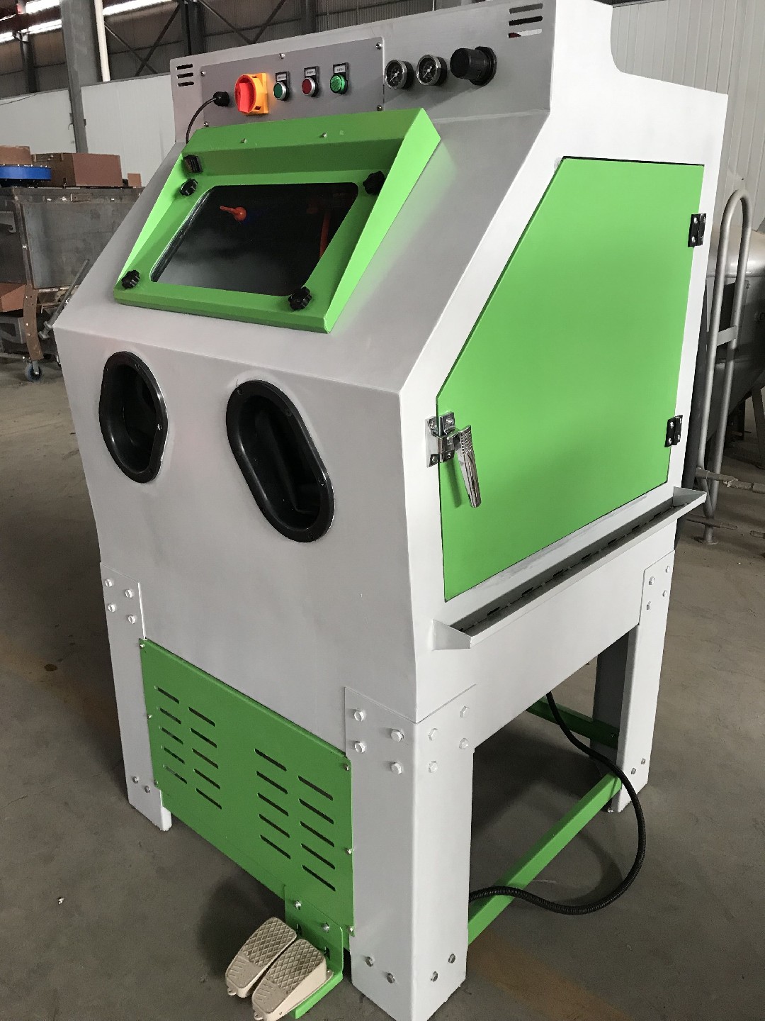 （標(biāo)準(zhǔn)型）手動(dòng)液體噴砂機(jī)，水噴砂機(jī)，液體噴沙機(jī)