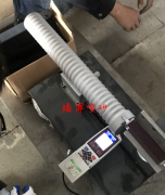 寧波某客戶(hù)為合金鋼螺栓和鑲件，風(fēng)力發(fā)電葉片襯套定制的專(zhuān)用噴砂